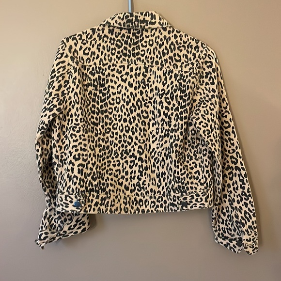 BaeVely Leaopard Print Jean Jacket - Picture 3 of 5